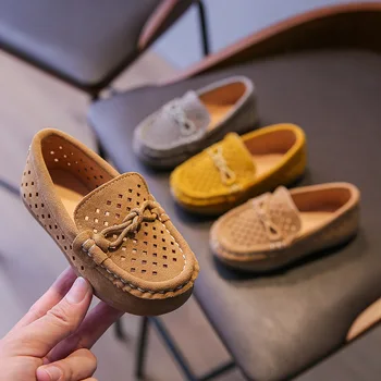Детская обувь bean, фланелированная маленькая кожаная обувь на полой мягкой подошве, детская обувь без застежки 2023, летняя обувь для мальчиков в британском стиле