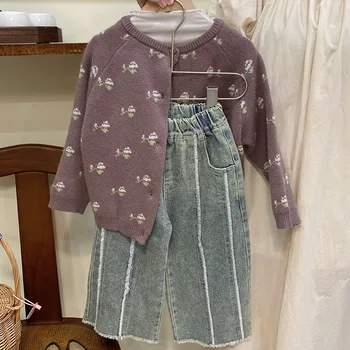 Корейский стиль детской одежды 2023, осенние новинки, вязаный кардиган с милым цветочным рисунком для девочек, базовый свитер, джинсовый комплект