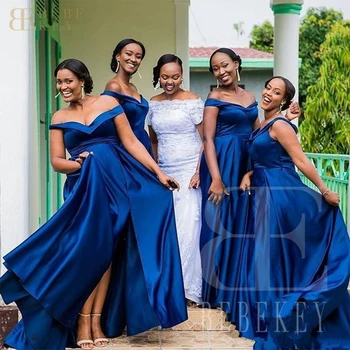 Королевские синие атласные платья для свадебной вечеринки, элегантное длинное свадебное платье для гостей с открытыми плечами, вечернее с разрезом сбоку.