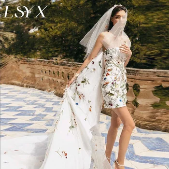 Мини-свадебное платье-футляр с цветочной вышивкой LSYX, без бретелек, съемный шлейф, короткое свадебное платье выше колена, сшитое на заказ