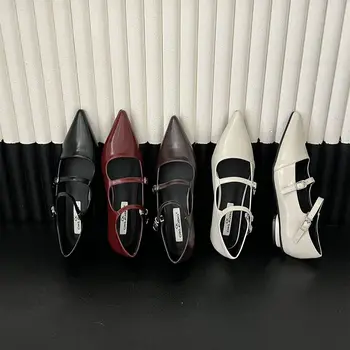 Модные женские лоферы С острым носком, осенне-весенние модельные туфли на плоском низком каблуке, пряжка для ремня, стразы, Черные, белые, Красные, Серебряные мюли