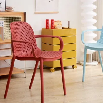 Пластиковые стулья Кресла Скандинавские стулья Современные минималистичные гостиные Спальни Кухни Обеденные стулья 2023